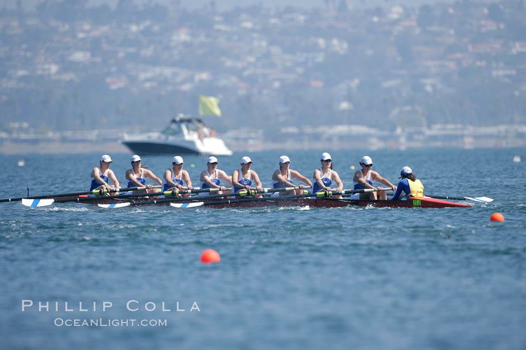 SUNY Buffalo women race in the finals of the Women's Cal Cup final, 2007 San Diego Crew Classic. Mission Bay, California, USA, natural history stock photograph, photo id 18672