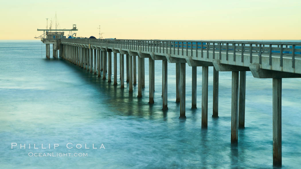 Scripps Pier, sunrise. Scripps Institution of Oceanography, La Jolla, California, USA, natural history stock photograph, photo id 26434