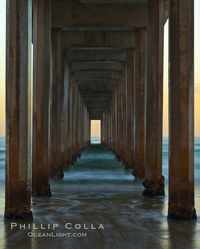 Scripps Pier, predawn abstract study of pier pilings and moving water. Scripps Institution of Oceanography, La Jolla, California, USA, natural history stock photograph, photo id 26344