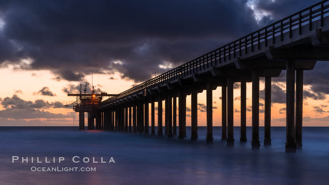 Scripps Pier at sunset, La Jolla, California. Scripps Institution of Oceanography, USA, natural history stock photograph, photo id 29311