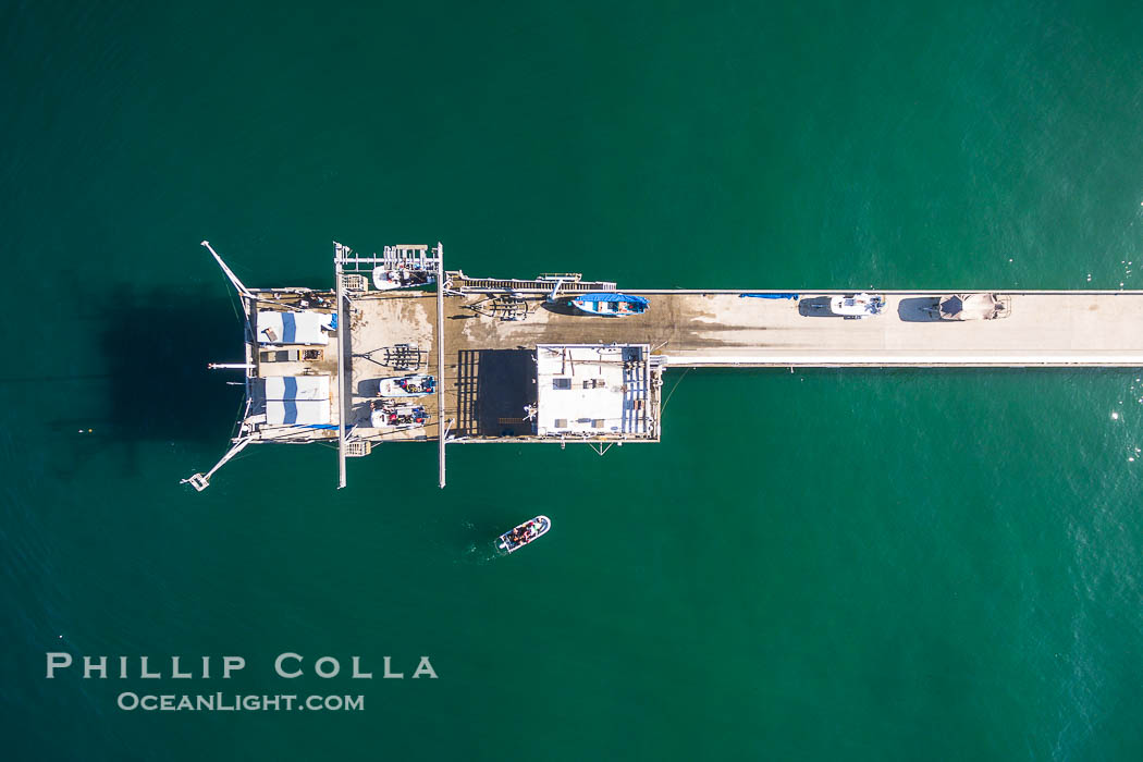 Scripps Insitutation of Oceanography research pier top-down view., natural history stock photograph, photo id 38209