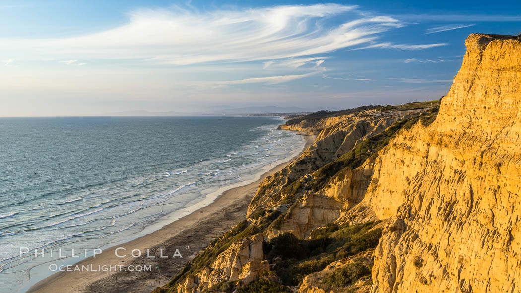 Sea cliffs at sunset over Black's Beach, looking north toward Torrey Pines State Beach. La Jolla, California, USA, natural history stock photograph, photo id 29175