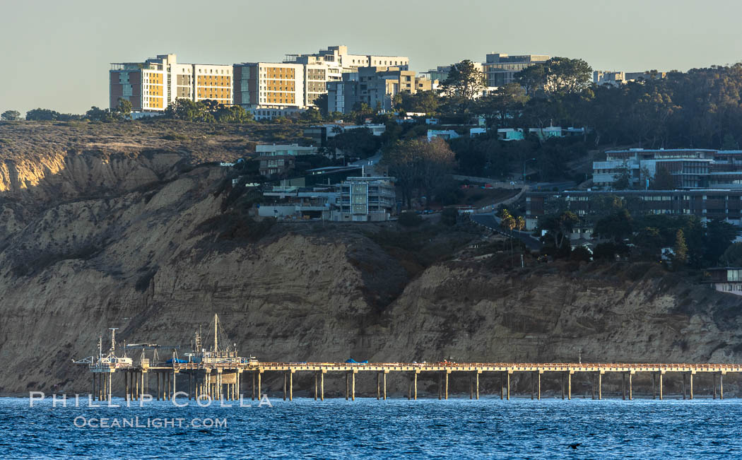SIO Pier from Point La Jolla. Scripps Institution of Oceanography, California, USA, natural history stock photograph, photo id 37483
