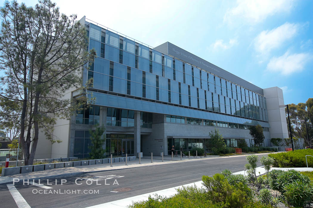 Skaggs School of Pharmacy and Pharmaceutical Sciences building, University of California, San Diego (UCSD). La Jolla, USA, natural history stock photograph, photo id 20836