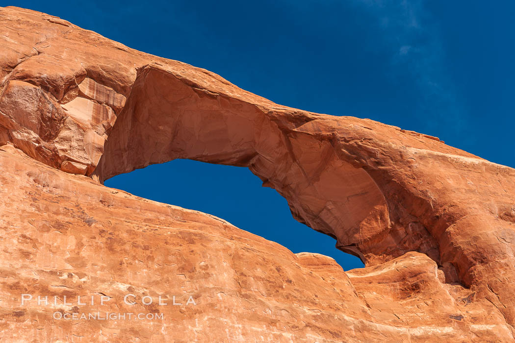 Skyline Arch spans 90 feet. Arches National Park, Utah, USA, natural history stock photograph, photo id 18171
