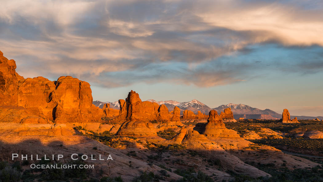 Sunset over Garden of the Gods, Arches National Park. Utah, USA, natural history stock photograph, photo id 29262