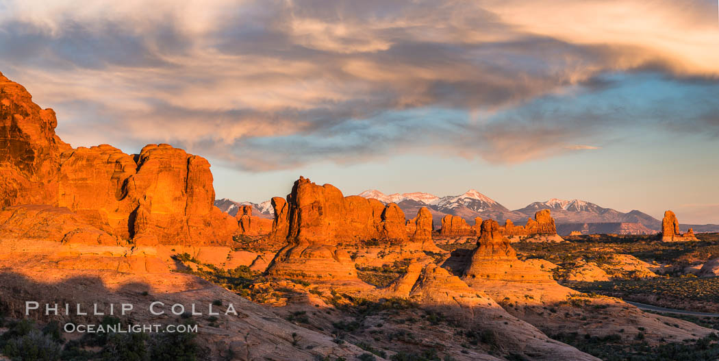 Sunset over Garden of the Gods, Arches National Park. Utah, USA, natural history stock photograph, photo id 29261