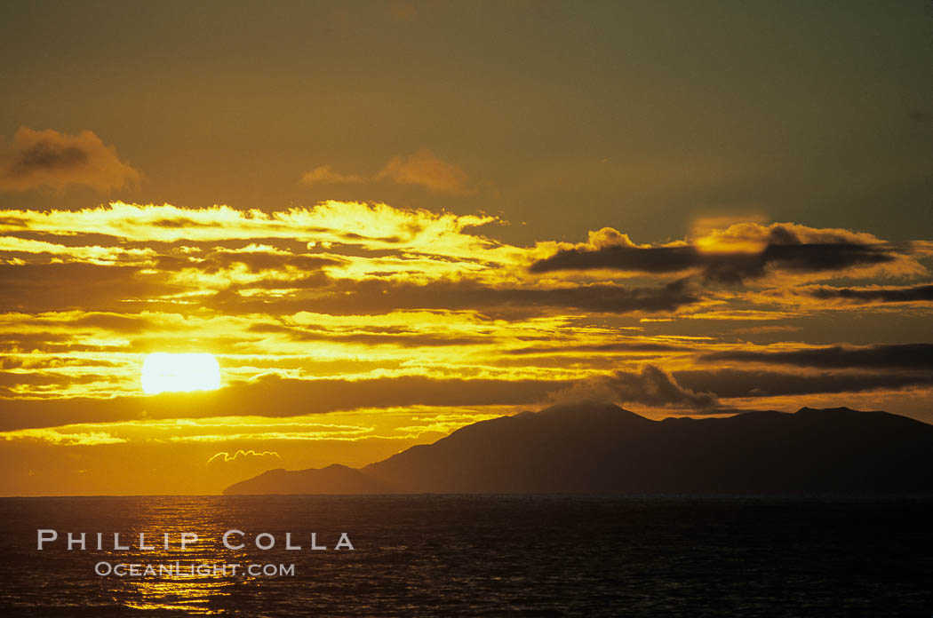 Sunset. Sea of Cortez, La Paz, Baja California, Mexico, natural history stock photograph, photo id 04775