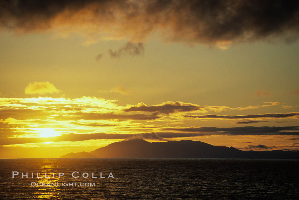 Sunset. Sea of Cortez, La Paz, Baja California, Mexico, natural history stock photograph, photo id 04774