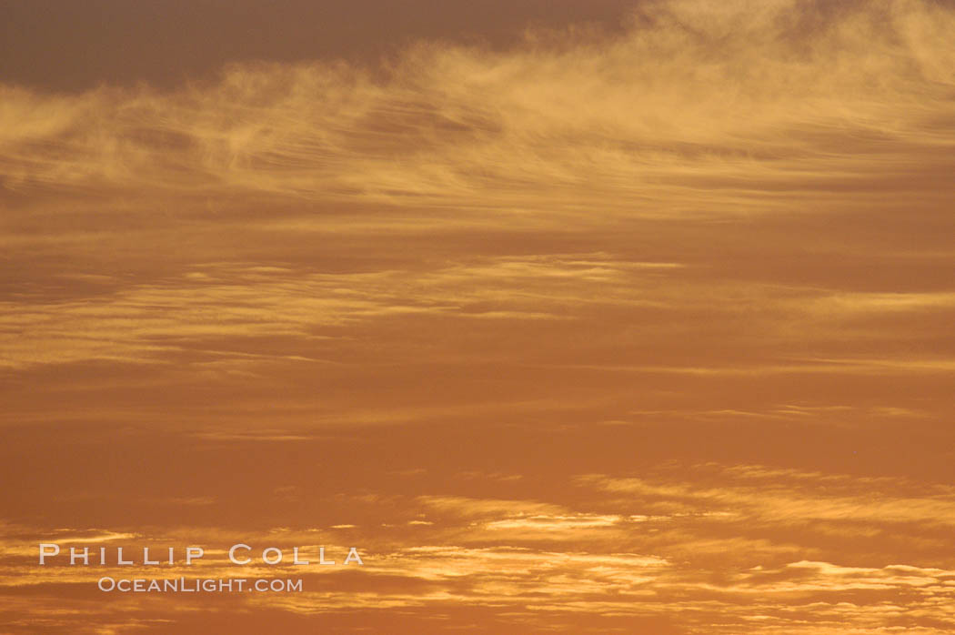 Cloud formations at sunset., natural history stock photograph, photo id 07482