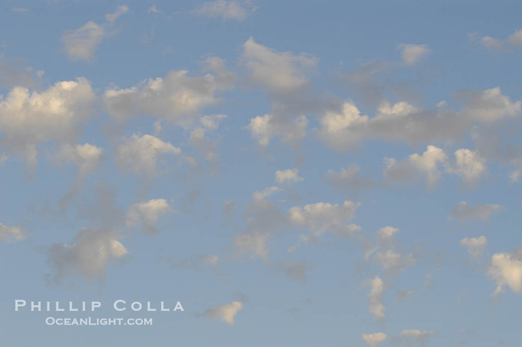 Cloud formations at sunset., natural history stock photograph, photo id 07477