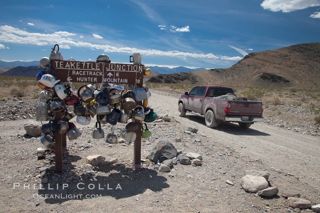 Teakettle Junction, on the notorious road to the Racetrack Playa. Death Valley National Park, California, USA, natural history stock photograph, photo id 25335