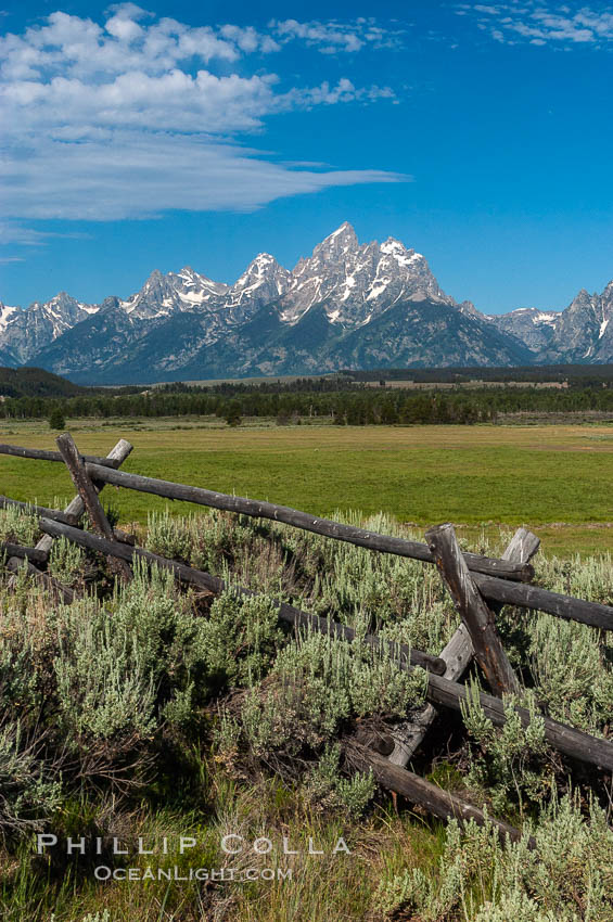 Teton Range, Grand Teton National Park. Wyoming, USA, natural history stock photograph, photo id 07433