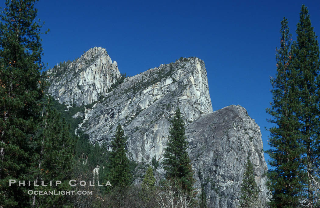 Three Brothers, Yosemite Valley., natural history stock photograph, photo id 07040