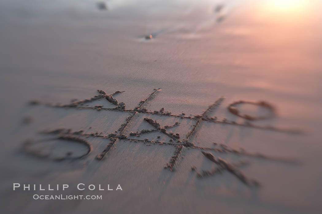 Tic-tac-toe in the sand on the beach. Ponto, Carlsbad, California, USA, natural history stock photograph, photo id 17987