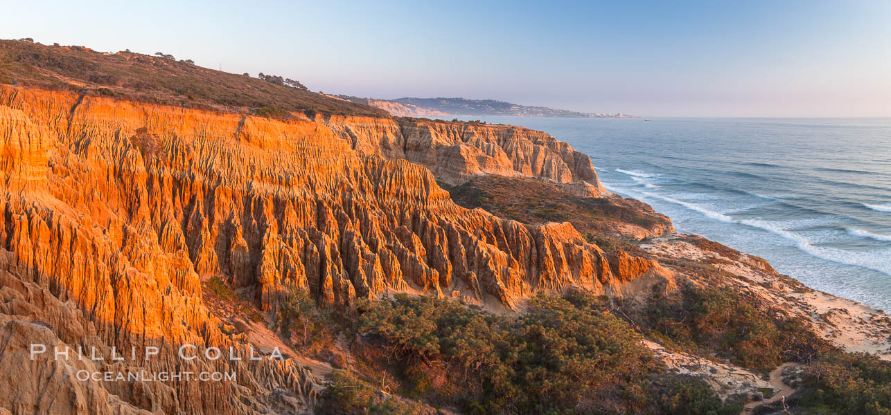 Torrey Pines Cliffs and Pacific Ocean, Razor Point view to La Jolla, San Diego, California. Torrey Pines State Reserve, USA, natural history stock photograph, photo id 28494