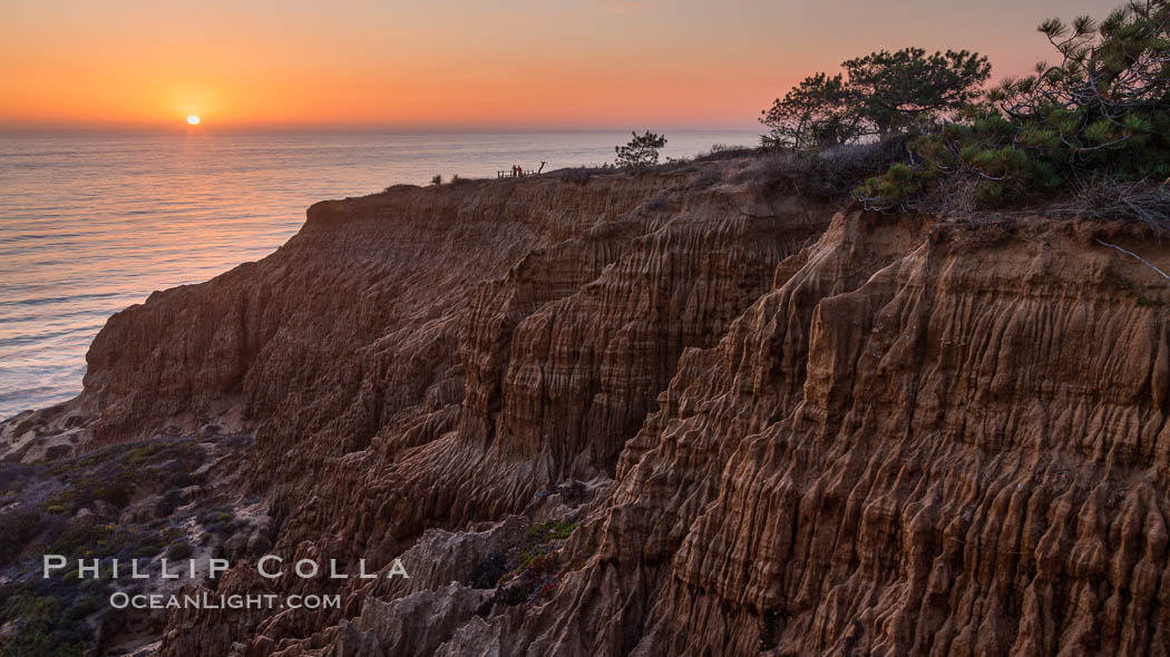 Torrey Pines Cliffs and Pacific Ocean, Razor Point view to La Jolla, San Diego, California. Torrey Pines State Reserve, USA, natural history stock photograph, photo id 28496