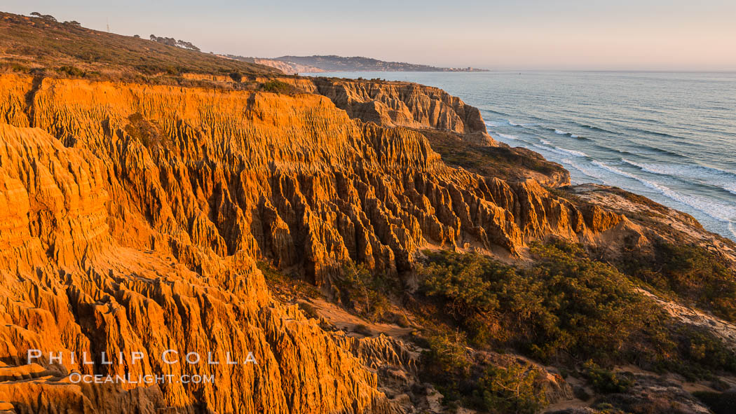 Torrey Pines Cliffs and Pacific Ocean, Razor Point view to La Jolla, San Diego, California. Torrey Pines State Reserve, USA, natural history stock photograph, photo id 28483