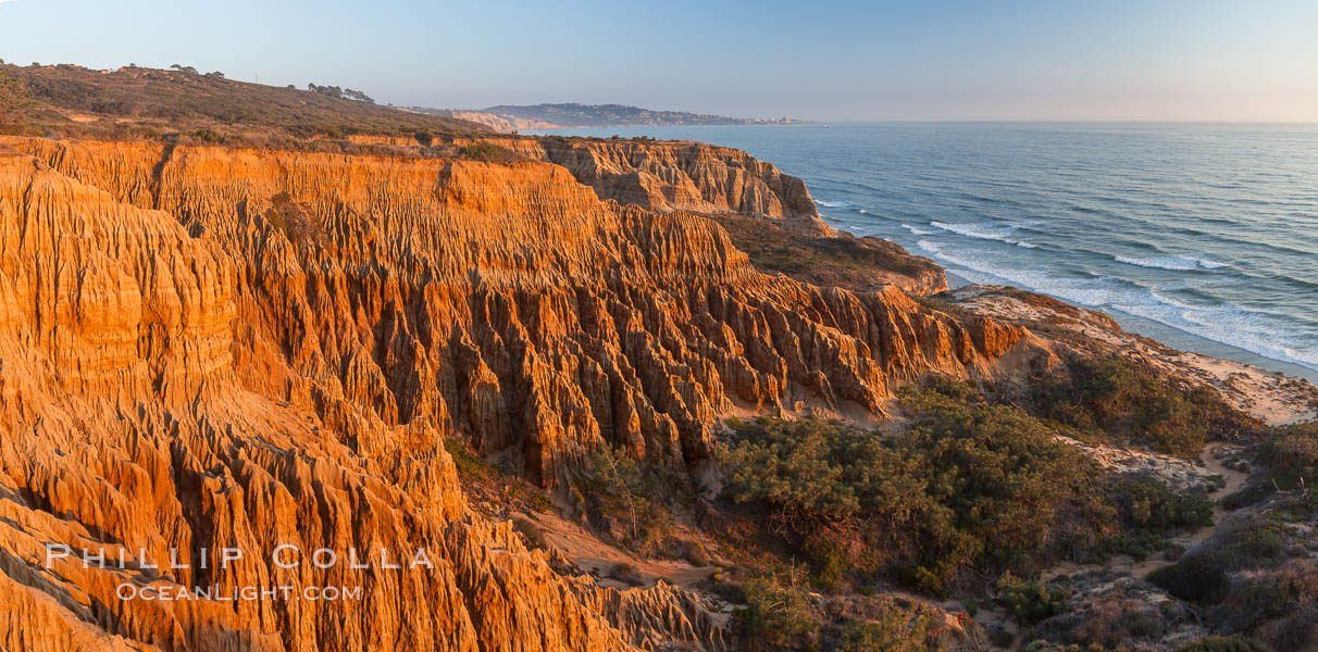 Torrey Pines Cliffs and Pacific Ocean, Razor Point view to La Jolla, San Diego, California. Torrey Pines State Reserve, USA, natural history stock photograph, photo id 28493