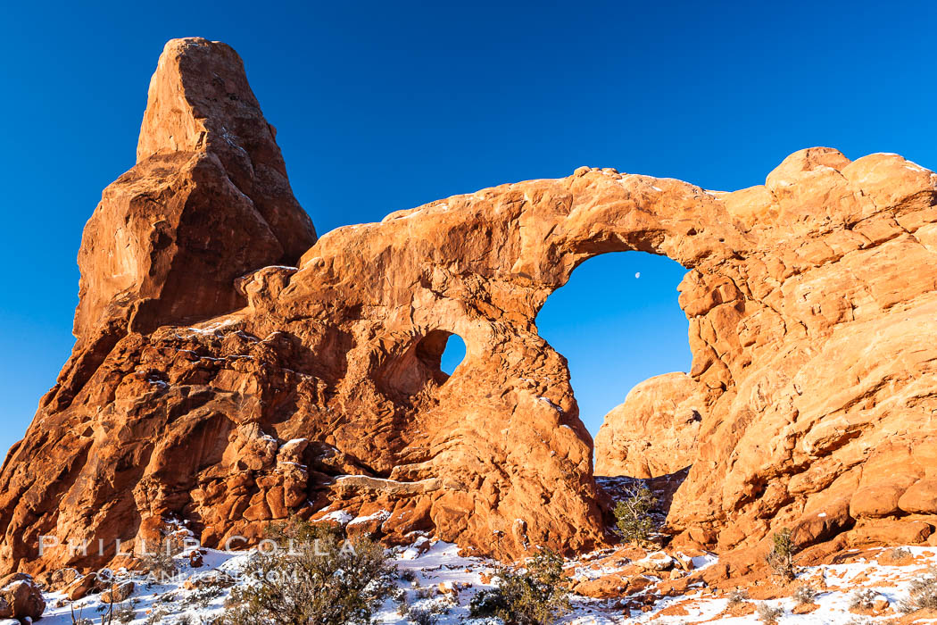Turret Arch, winter, sunrise. Arches National Park, Utah, USA, natural history stock photograph, photo id 18149