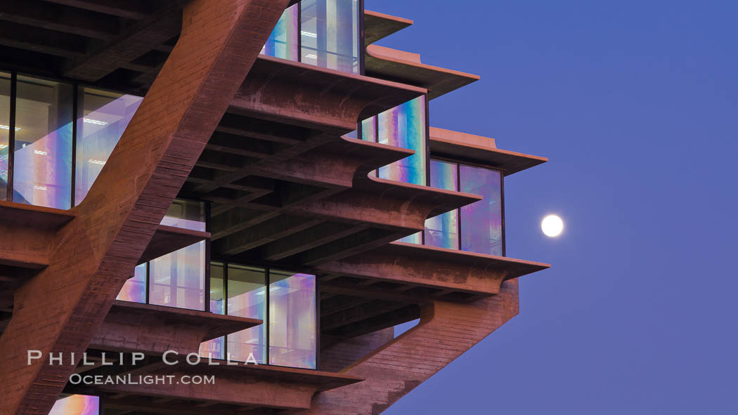 UCSD Library glows at sunset (Geisel Library, UCSD Central Library). University of California, San Diego, USA, natural history stock photograph, photo id 26909