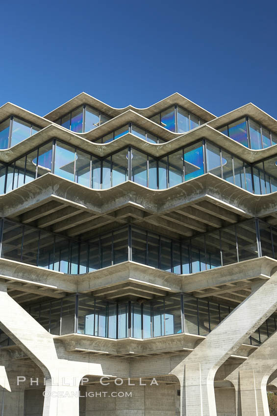 UCSD Library, University of California San Diego, La Jolla ...