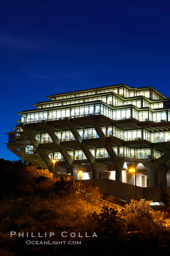 UCSD Library glows at sunset (Geisel Library, UCSD Central Library). University of California, San Diego, La Jolla, USA, natural history stock photograph, photo id 14786