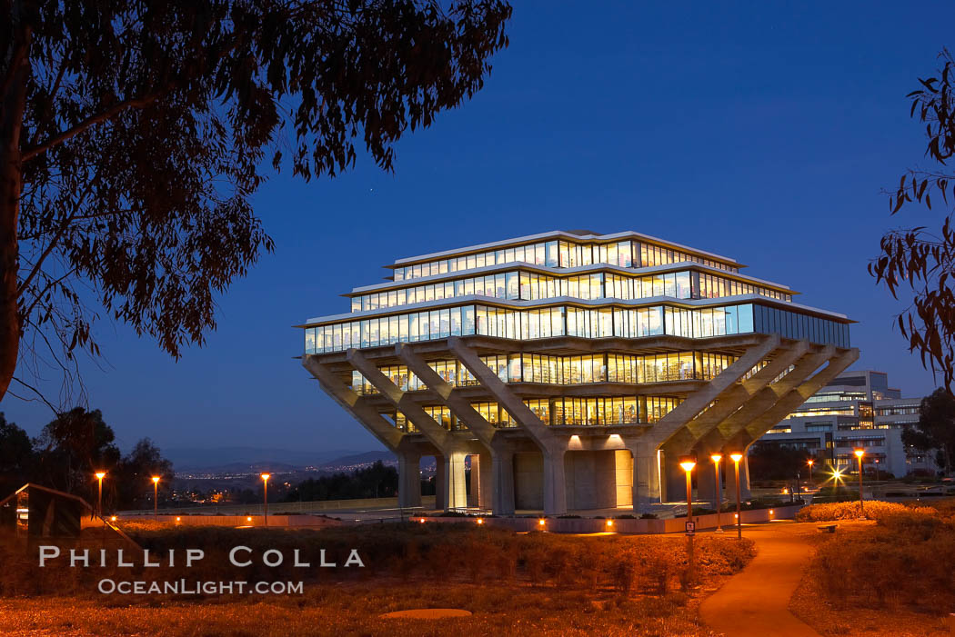 UCSD Library glows at sunset (Geisel Library, UCSD Central Library). University of California, San Diego, La Jolla, USA, natural history stock photograph, photo id 14780