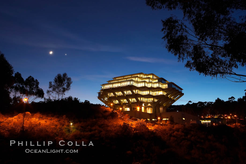 UCSD Library glows at sunset (Geisel Library, UCSD Central Library). University of California, San Diego, La Jolla, USA, natural history stock photograph, photo id 14783