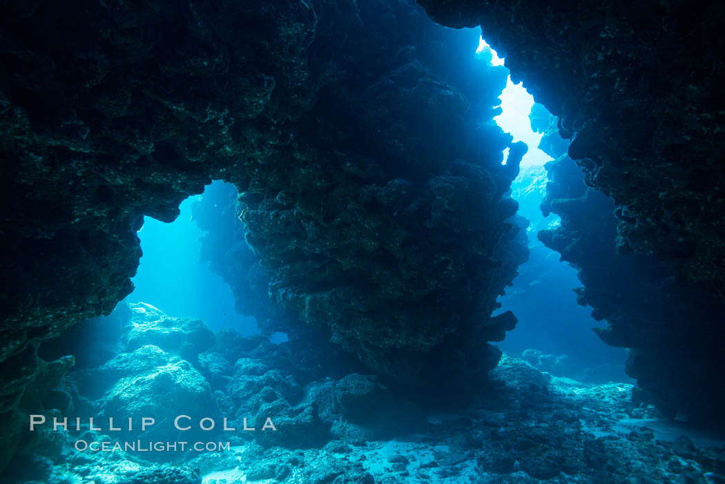 Underwater cavern, Grand Cayman Island. Cayman Islands, natural history stock photograph, photo id 32194