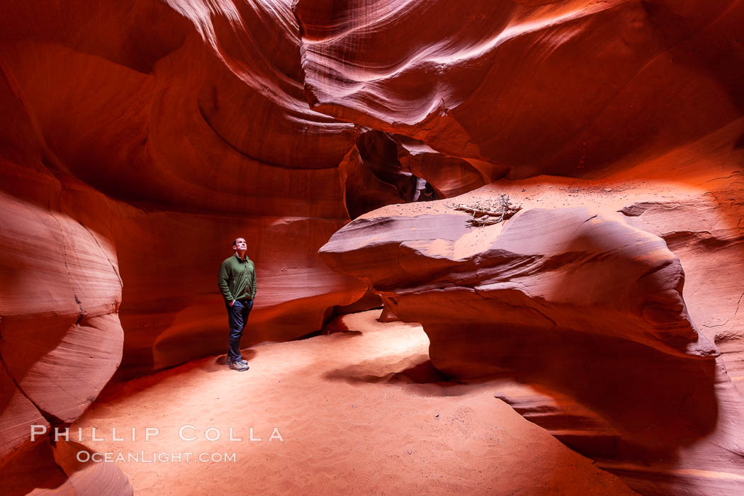 Upper Antelope Canyon slot canyon. Navajo Tribal Lands, Page, Arizona, USA, natural history stock photograph, photo id 26669