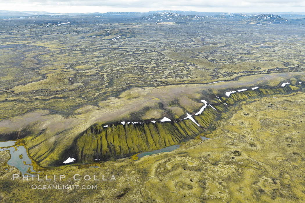Volcanic Rift Terrain, Southern Iceland., natural history stock photograph, photo id 35787
