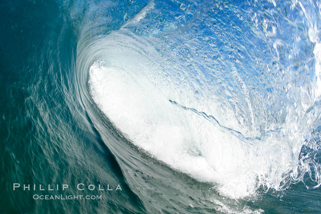 Cardiff-by-the-Sea, morning surf, breaking wave., natural history stock photograph, photo id 19512