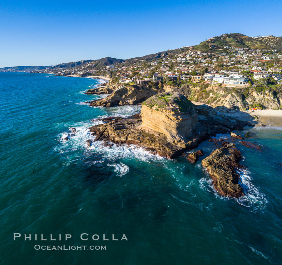 The Whale / Turtle Rock, a distinctive headland in southern Laguna Beach, California, aerial photo. USA, natural history stock photograph, photo id 38141