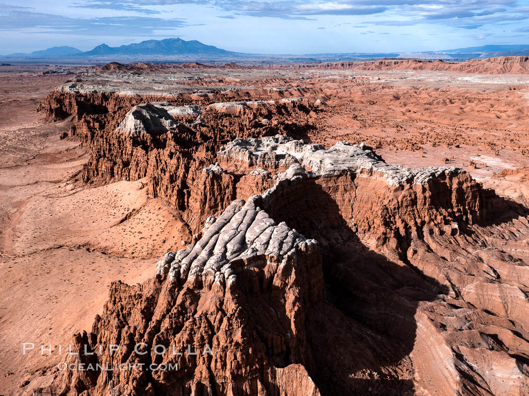 White Cap Mesa overlooking Goblin Valley State Park, Utah. USA, natural history stock photograph, photo id 38182