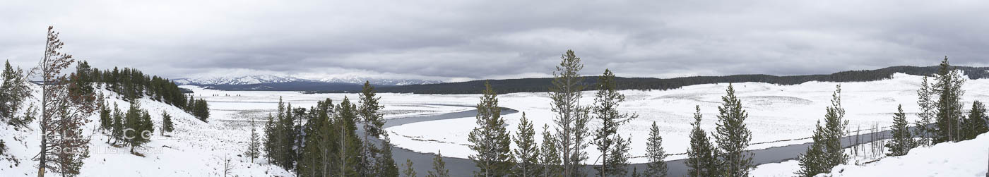 Yellowstone River flows through Hayden Valley, winter, snow. Yellowstone National Park, Wyoming, USA, natural history stock photograph, photo id 22447