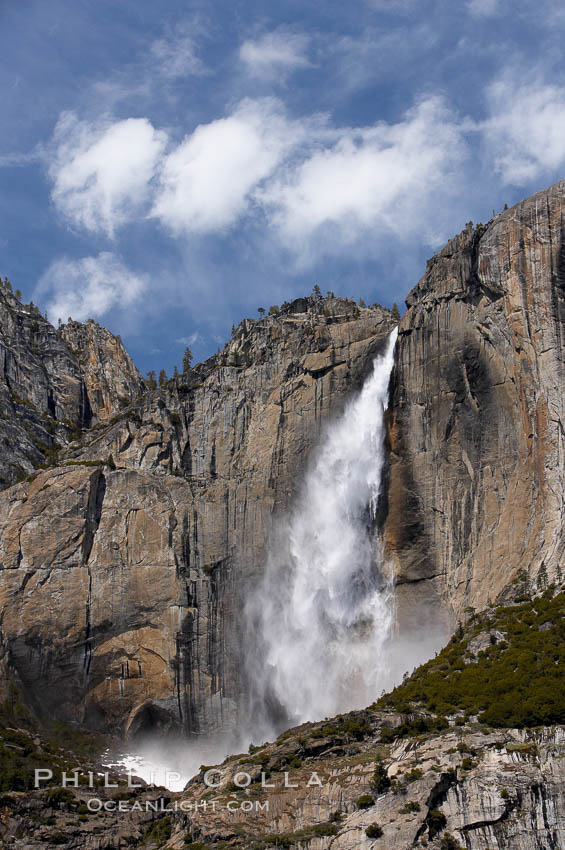 Upper Yosemite Falls near peak flow in spring.  Yosemite Falls, at 2425 feet tall (730m) is the tallest waterfall in North America and fifth tallest in the world.  Yosemite Valley. Yosemite National Park, California, USA, natural history stock photograph, photo id 16068