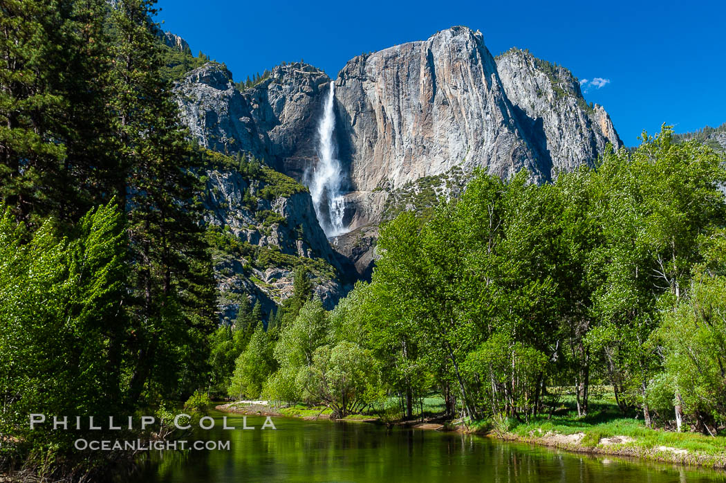 Yosemite Falls, Yosemite National Park. California, USA, natural history stock photograph, photo id 09217