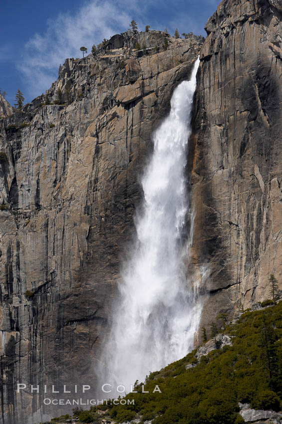 Upper Yosemite Falls near peak flow in spring.  Yosemite Falls, at 2425 feet tall (730m) is the tallest waterfall in North America and fifth tallest in the world.  Yosemite Valley. Yosemite National Park, California, USA, natural history stock photograph, photo id 16069